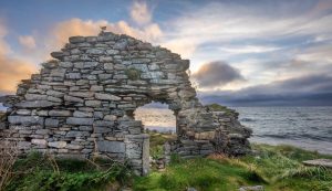 Cross-Abbey-Arch-scaled
